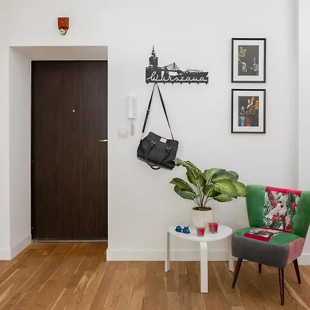 Rent Like - Plac Konstytucji 6 *